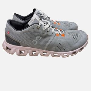 On Cloud X 2 Women’s Size 11 Gray Pink Athletic Running Shoes Sneakers